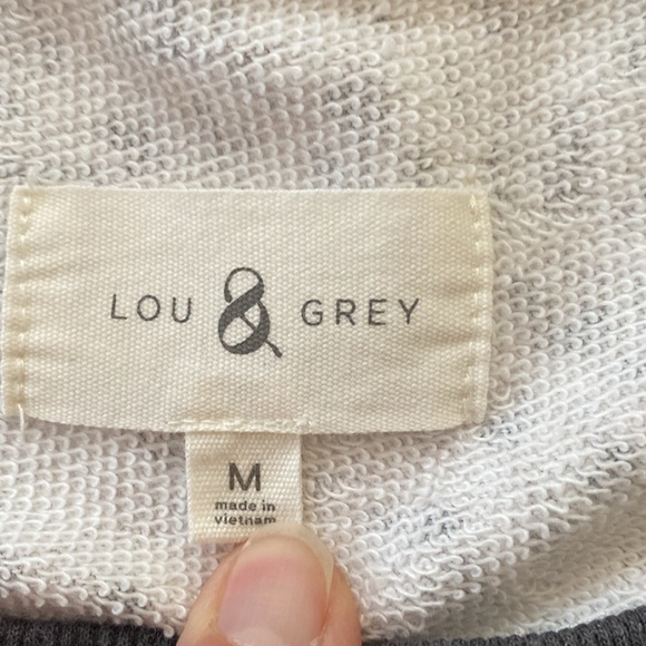 LOU & GREY FLORAL PRINT SWEATSHIRT - Picture 10 of 11